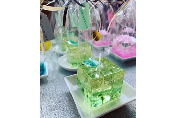 緑色の角形寺キャンドル(山梨県甲府市の能満寺オリジナル)